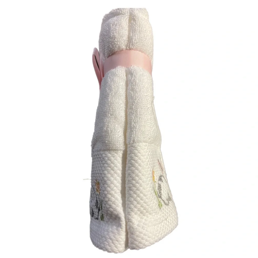 CASABA Bunny Floral Embroidered Cotton Hand Towels Set of 2 NWT